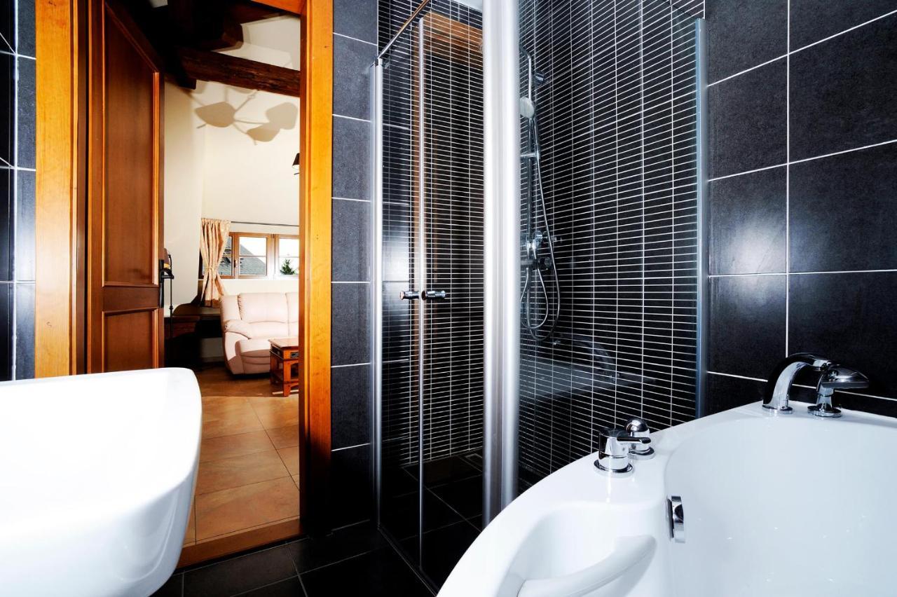 Hotel Kristin Hradek 데친 외부 사진